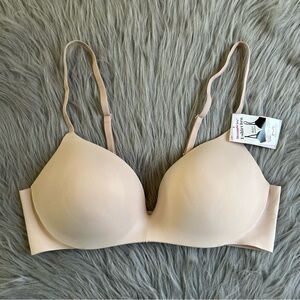 Maidenform Dream Fit T-Shirt Bra Womens Size Medium Beige Underwire Back Closure